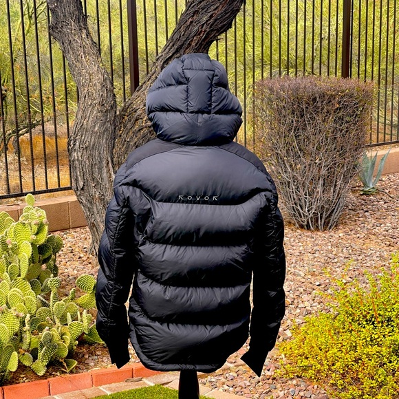 NWT - ROVOR PHANTOM SERIES ALPINE PUFFER JACKET COAT PARKA - SMALL - Picture 2 of 7